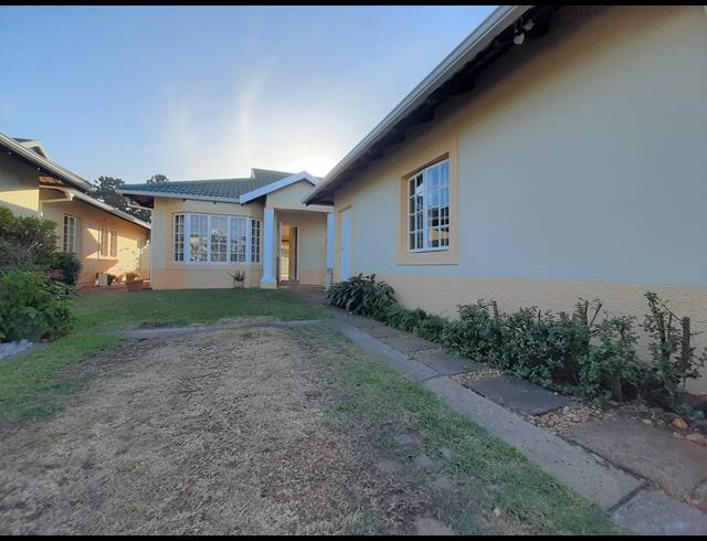 2 BEDROOM TOWNHOUSE TO LET IN SOMERSET VALLEY ESTATE